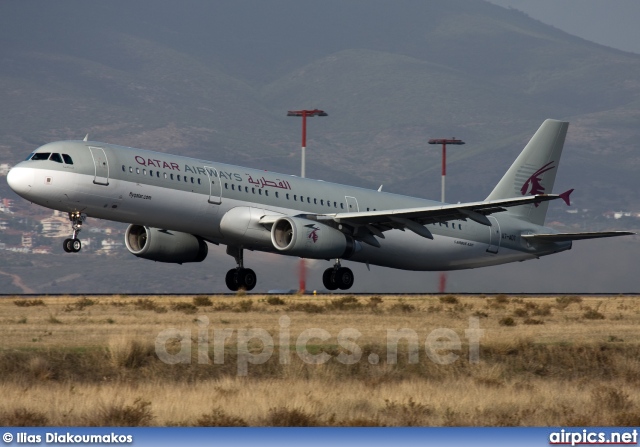 A7-ADT, Airbus A321-200, Qatar Airways